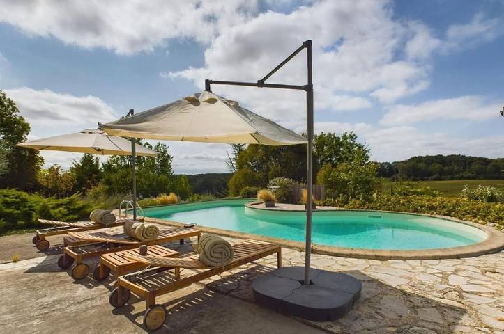 Location de vacances pour 15 personnes, avec jardin ainsi que vue et piscine à Belvèze - 4