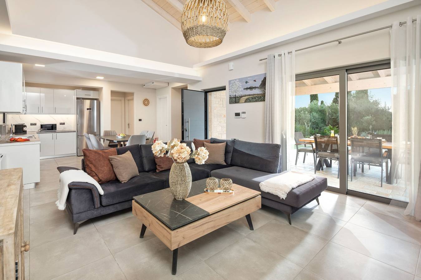 Mateo Stone Villa in Korfu