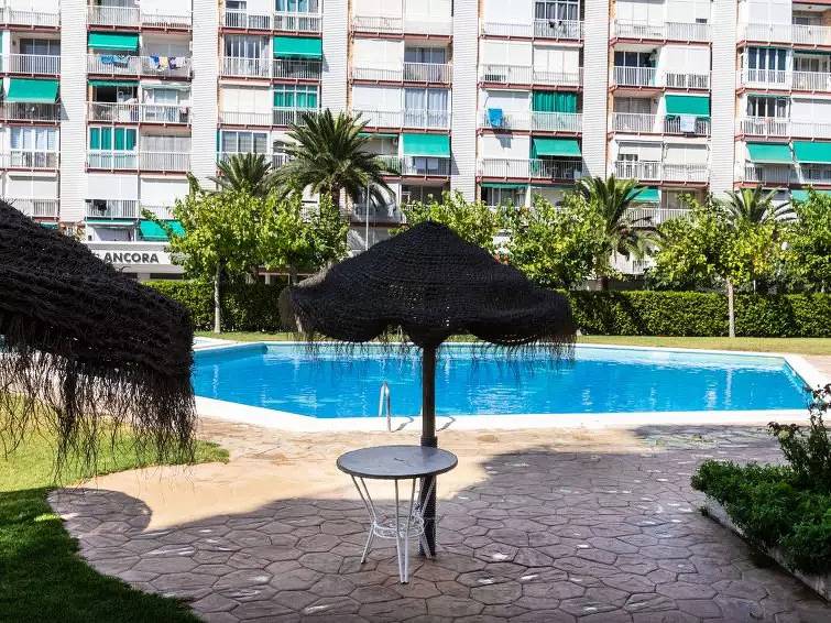 Apartamento entero, 1 prueba 2 personas in Platja de la Pineda, Costa Dorada