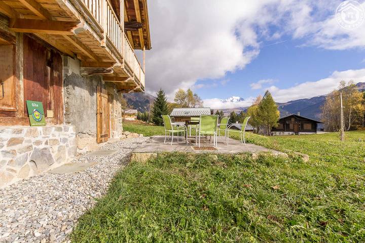 Gîte pour 8 personnes, avec jardin et terrasse - 1