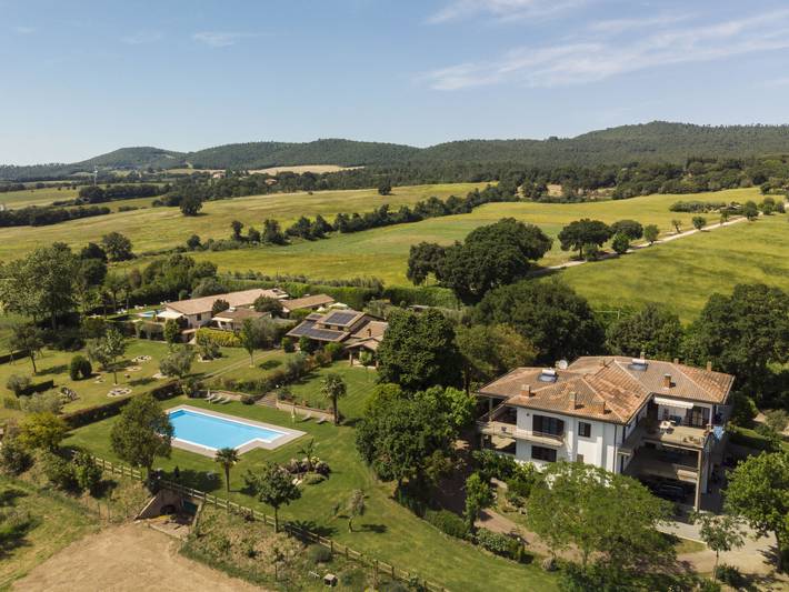 Ferienhaus für 12 Personen, mit Terrasse und Garten in Latium