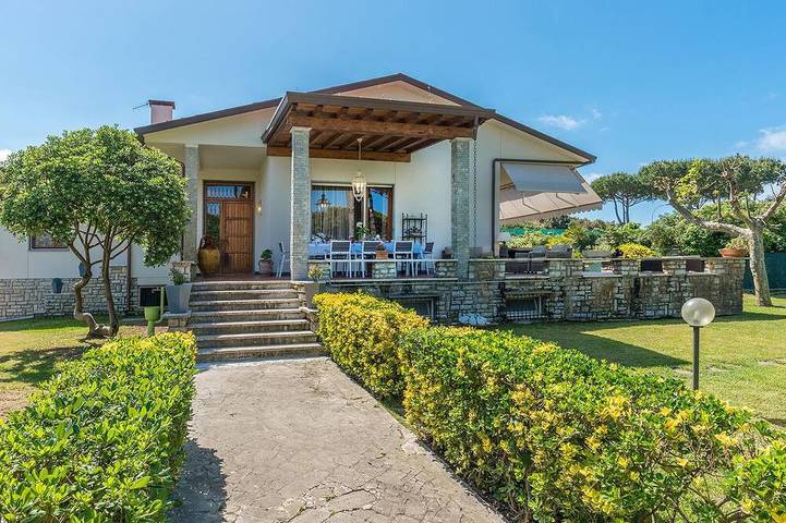 Villa pour 8 personnes, avec jardin, animaux acceptés - 1