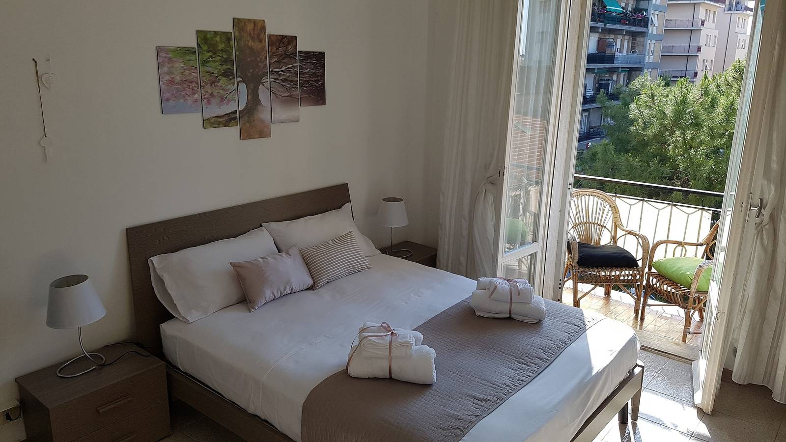 Appartamento intero, Appartamento 'Il Nido Di Pikki' con vista mare, balcone e Wi-Fi in Falconara Marittima, Provincia di Ancona
