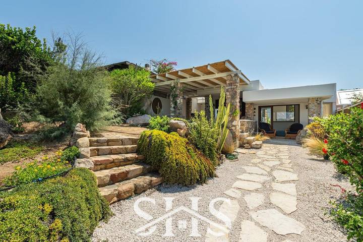 Villa per 6 persone, con Terrazza e Panorama a Cala Caterina
