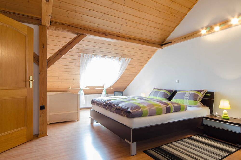 Ganze Wohnung, Ferienwohnung Gipfelstürmer (6-8 Pers.) - Ferienwohnungen Handwerger in Fränkische Schweiz