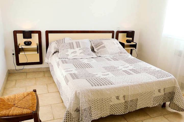 Gîte 4 pers Verdon - terrace, private garage, Wi-Fi, near Lake Quinson in Quinson, Alpes de Alta Provenza
