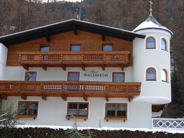 Ferienwohnung für 2 Personen, mit Balkon und Terrasse in Oetz - 3