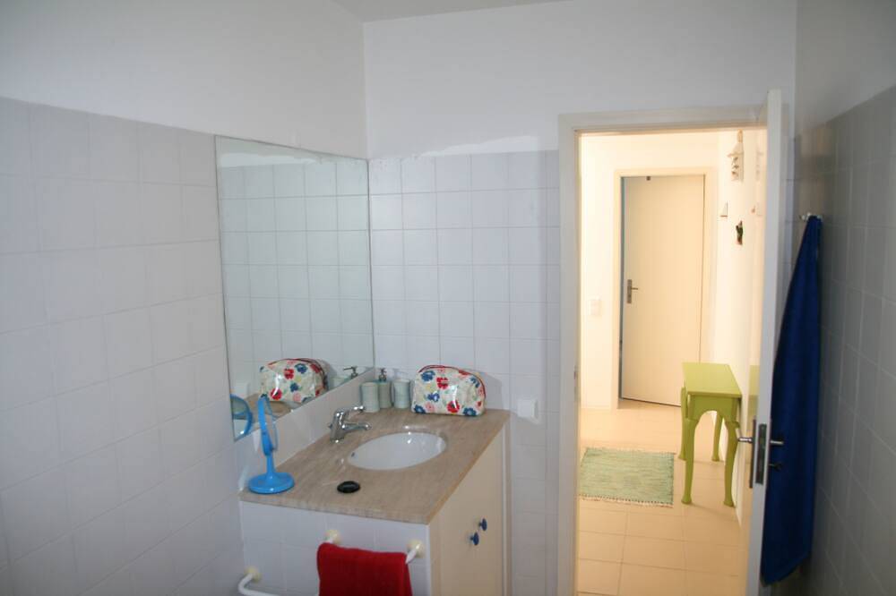 Holiday house with big roof terrace pool and sea view in Armação de Pêra (costa), Faro Distrikt