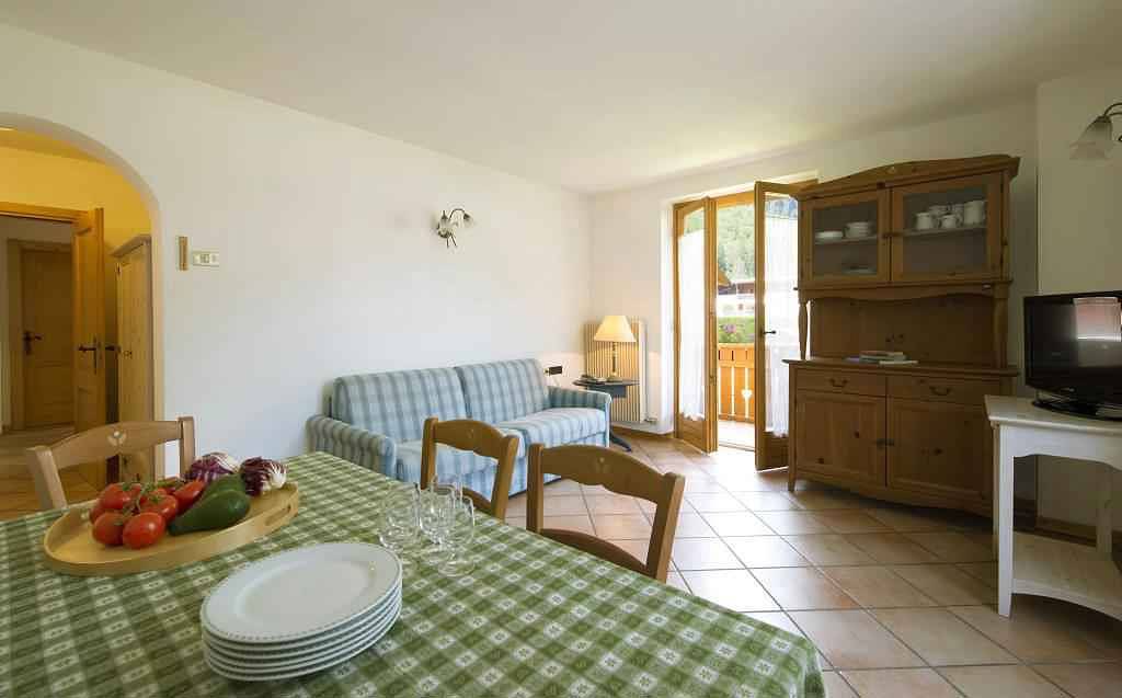 Appartement de vacances entier, Appartement de vacances avec balcon  in Molveno, Massif de Brenta