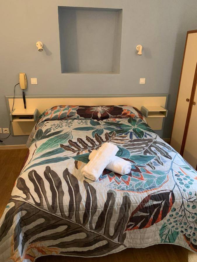 Hôtel pour 4 personnes, avec vue et terrasse, animaux acceptés à Lanuéjols - 4