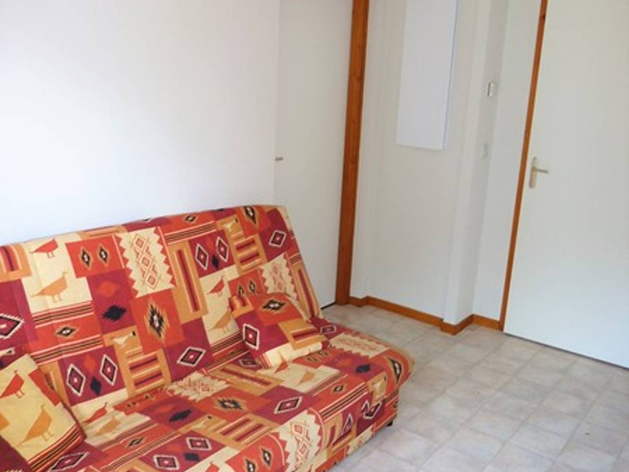 Ganze Wohnung, Zweizimmerwohnung mit Terrasse, Parkplatz und Panoramablick in Le Biot, Thonon-les-Bains und Umgebung