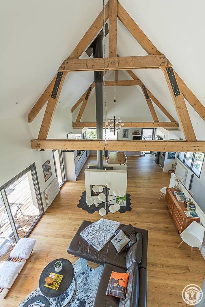 Gîte pour 10 personnes, avec jardin et terrasse à Saint-Mamet - 2