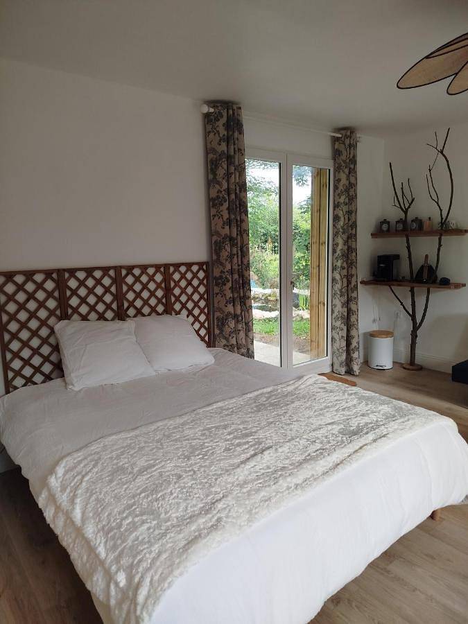 Cottage pour 2 personnes, avec vue et terrasse à Parenty