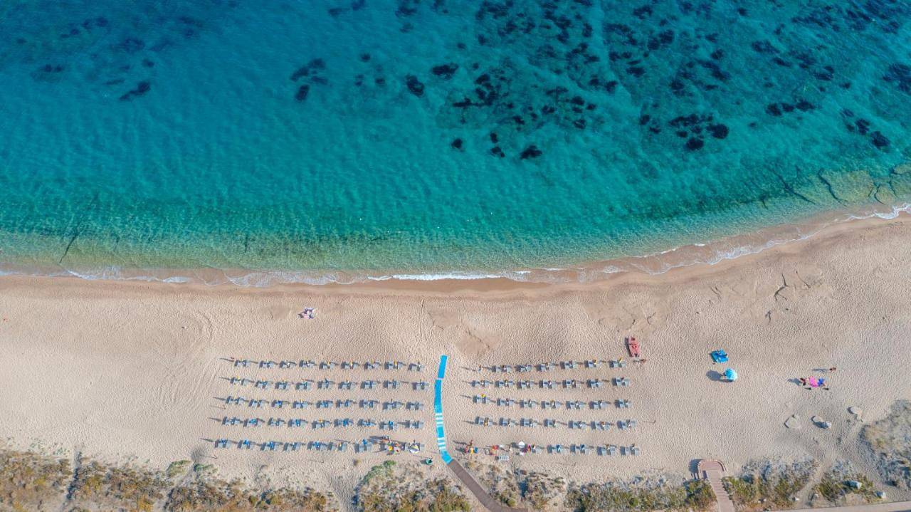Camping Village Baia Blu La Tortuga in Vignola Mare, Aglientu