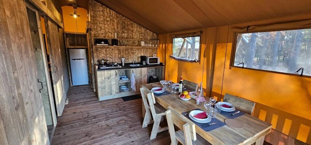 Tente pour 4 personnes dans les Alpes-de-Haute-Provence - 4