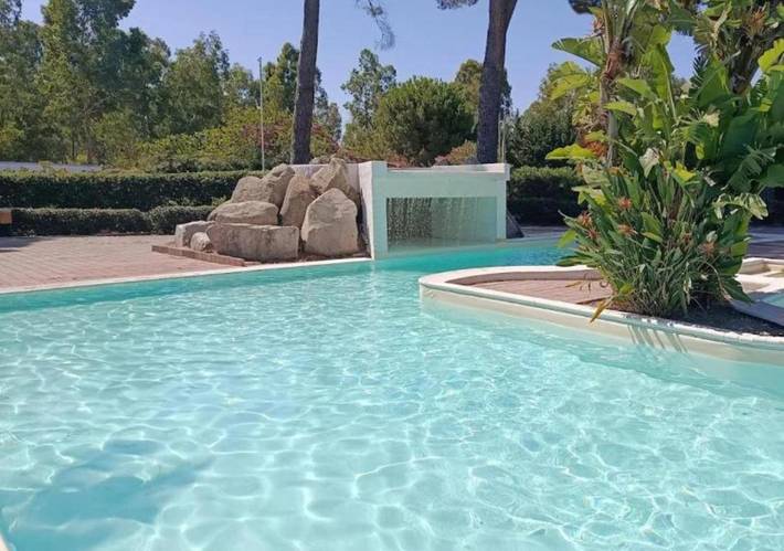 Casa vacanza per 6 persone, con panorama e terrazza nonché piscina e giardino in Sant'Andrea Apostolo dello Ionio