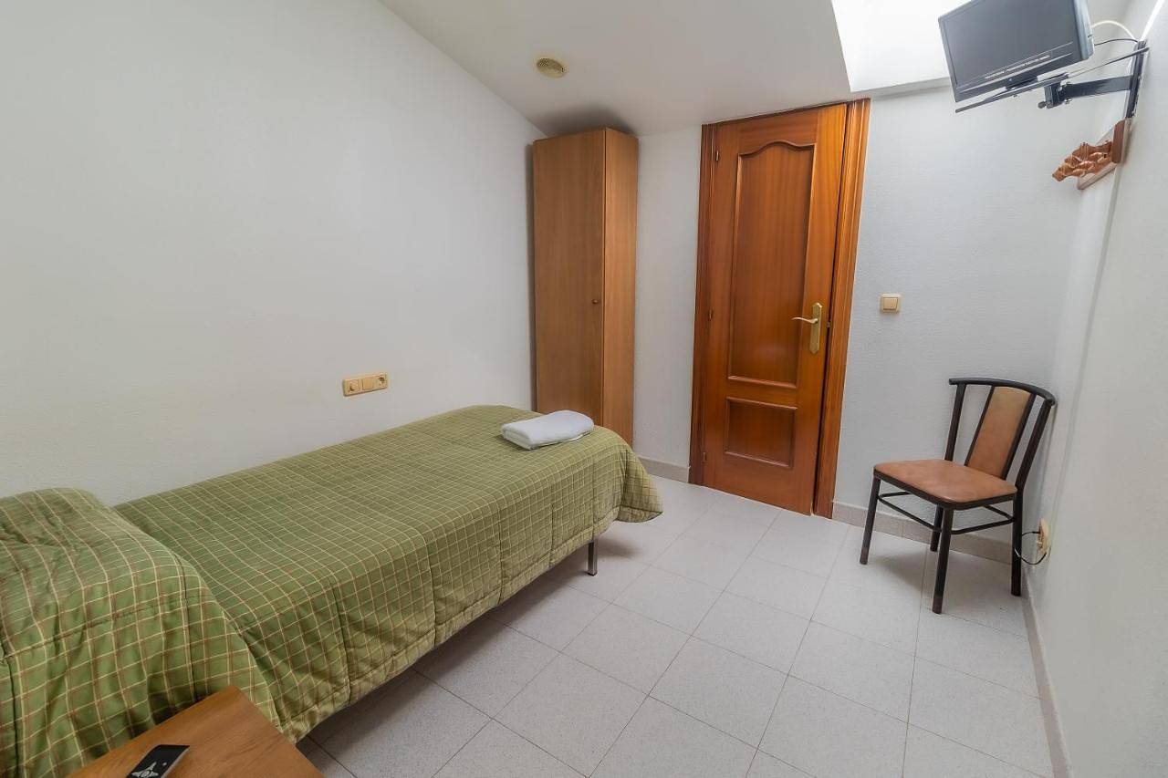 Hostal - Restaurante La Buena Villa in Burgos, Burgos Provinz