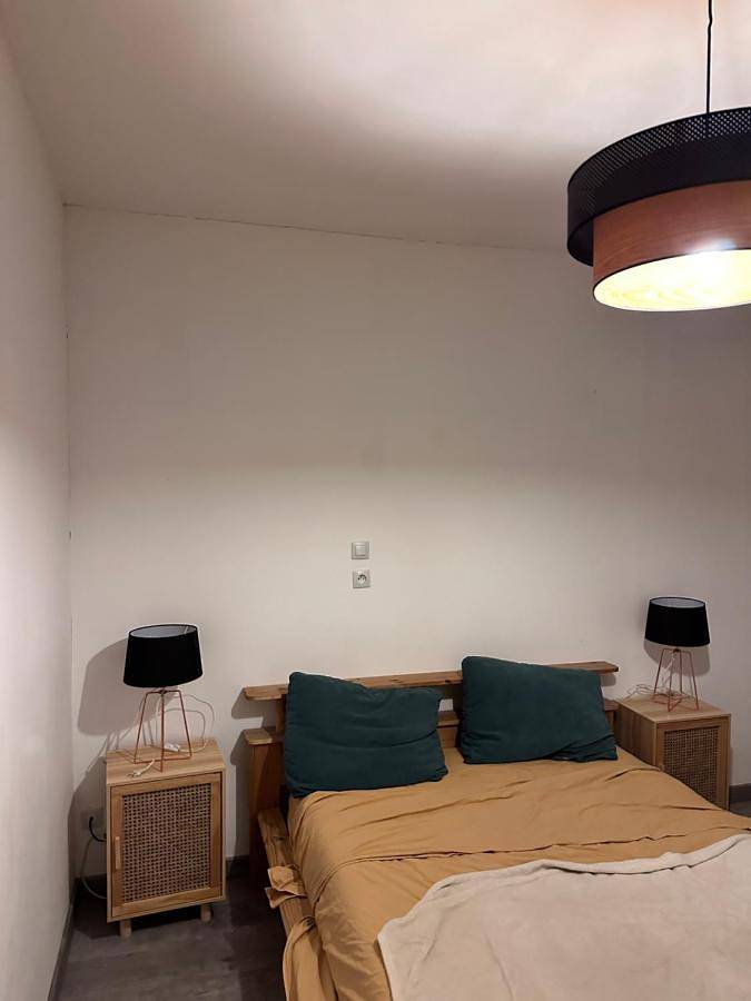 Location de vacances pour 8 personnes, avec vue ainsi que piscine et jardin à Valflaunès - 2