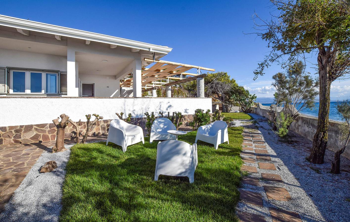 Appartement vue mer avec parking, WiFi, AC, 100m de la plage in Côte Tyrrhénienne Calabre