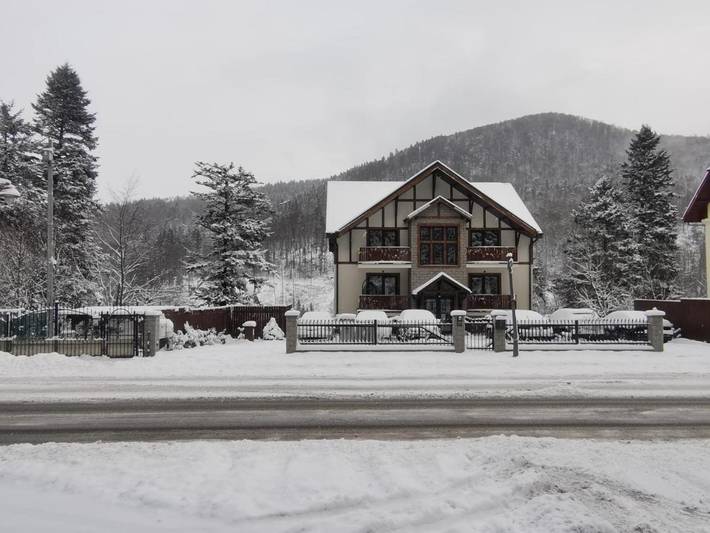 Gîte pour 4 personnes, avec vue et balcon à Sinaia - 2