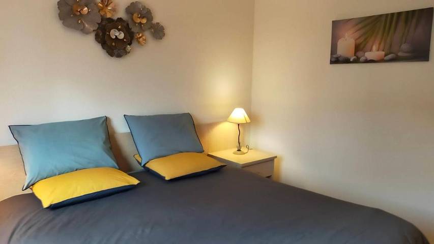 Location de vacances pour 6 personnes, avec vue et jardin à Lailly-en-Val - 4