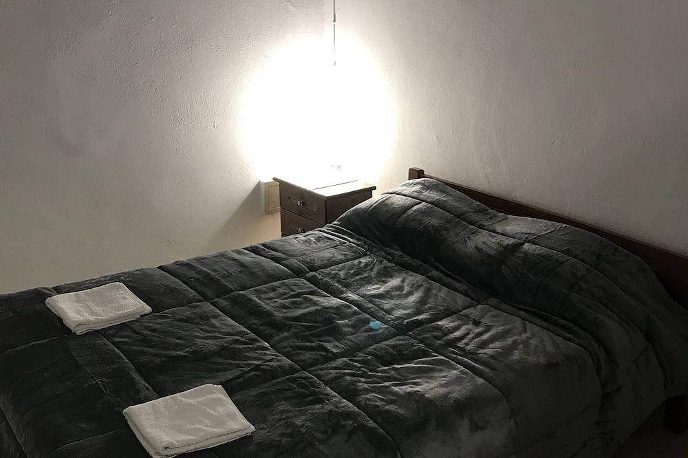 Apartamento inteiro, Residência em estilo de fábrica in Seção oeste de Atenas, Atenas