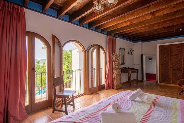 Ferienhaus für 10 Personen, mit Terrasse und Garten in St Miquel de Balansat - 3