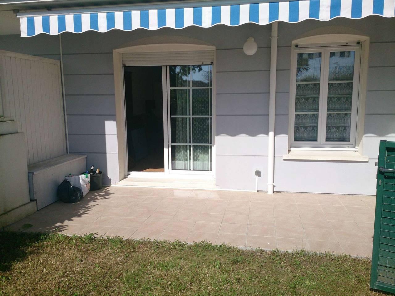Ganze Wohnung, Kontakt: Charmante Wohnung mit Garten, Pool und eigenem Parkplatz in Vaux-sur-Mer, Côte de Beauté
