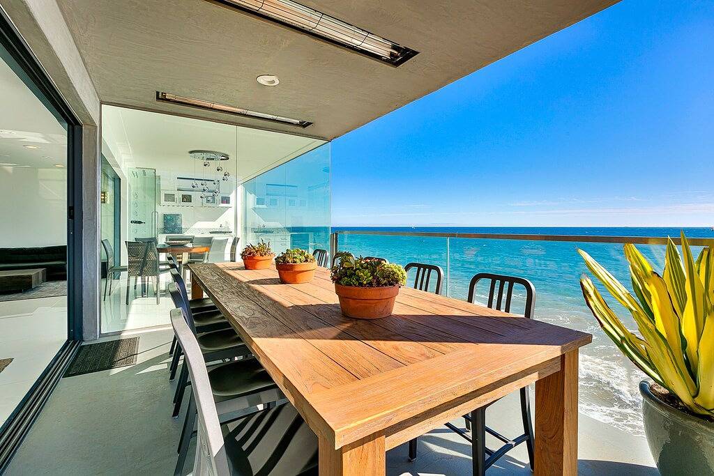 Malibu Modern Paradise, direkt am Strand, herrlicher Meerblick in Malibu, Los Angeles County