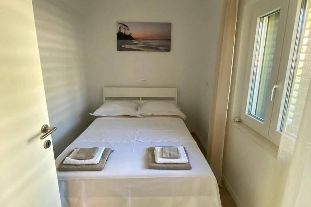Geheel appartement, Tweekamerappartement met terras en uitzicht op zee Poljica, Trogir (A-18634-a) in Poljica, Split-Dalmatië