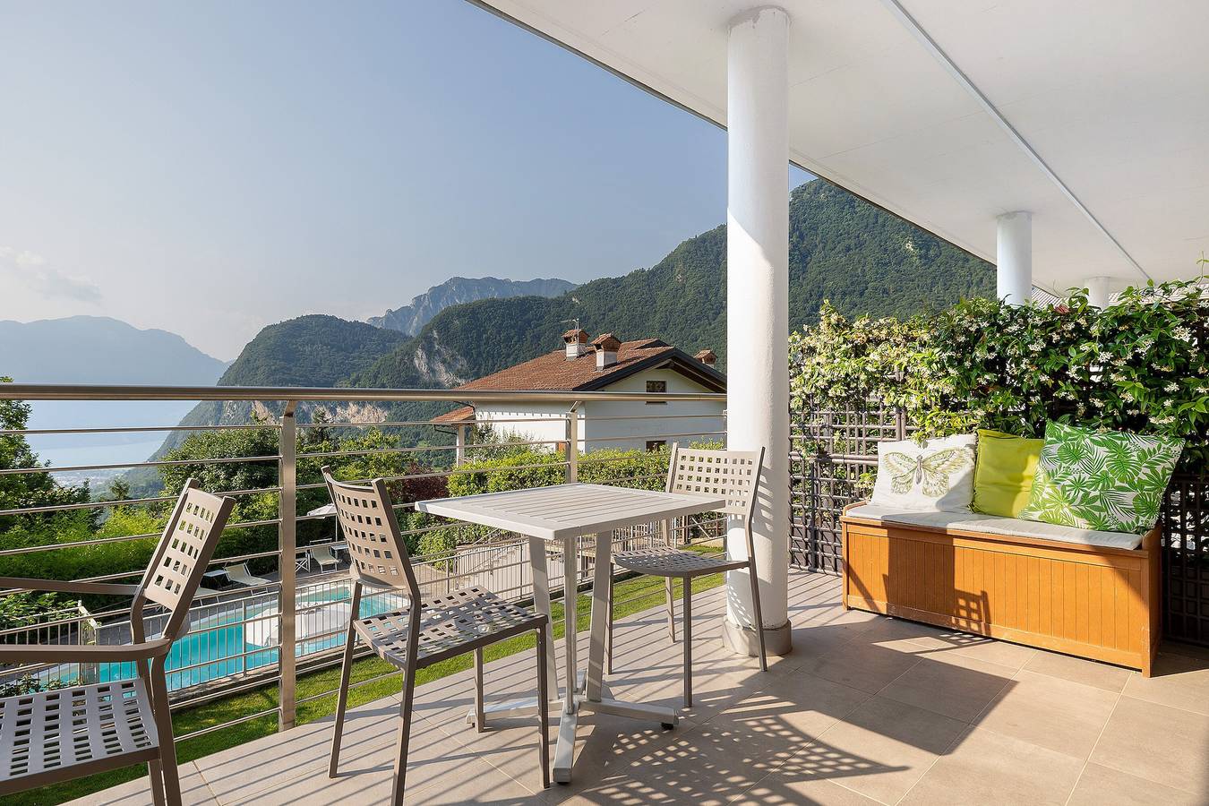 Appartamento intero, Eco del Garda - Appartamento 203 - con terrazza vista lago in Villa del Monte, Tenno