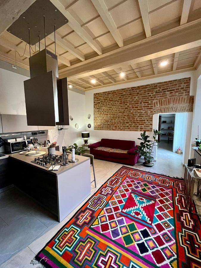 Dimora Boezio7, cozy and charming place in center with private parking in Pavie, Province de Pavie