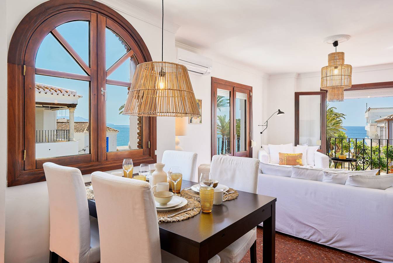 Entire apartment, Balcon de Europa in Nerja Centre, Nerja