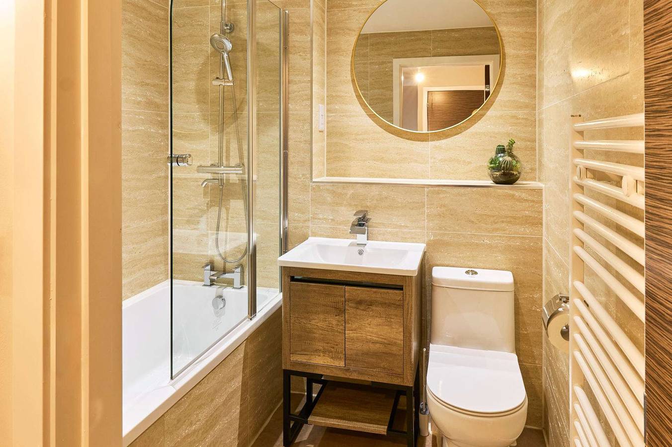 Host & Stay | Chic Townhouse by the Docks in Liverpool, Merseyside