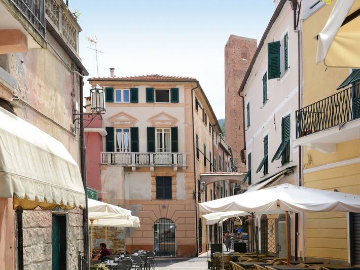 Appartamento intero, Torre Antica in Noli, Riviera di Ponente