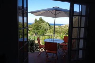 Gîte pour 4 personnes, avec balcon et jardin dans Sainte-Lucie de Porto-Vecchio