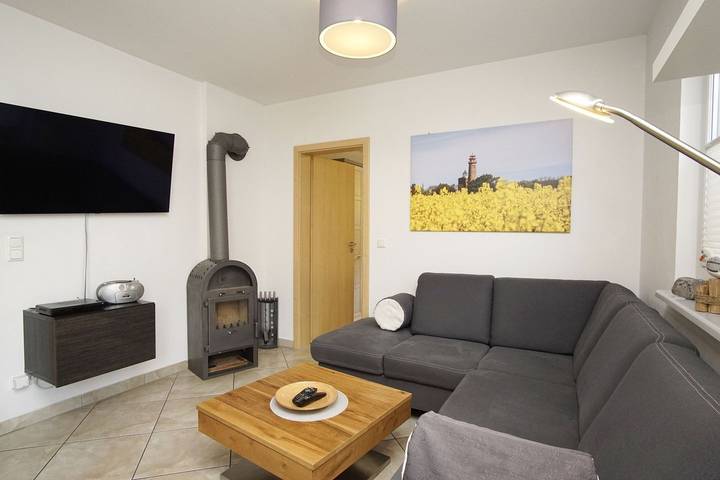 Ferienwohnung für 4 Personen, mit Terrasse und Garten sowie Sauna in Glowe - 4