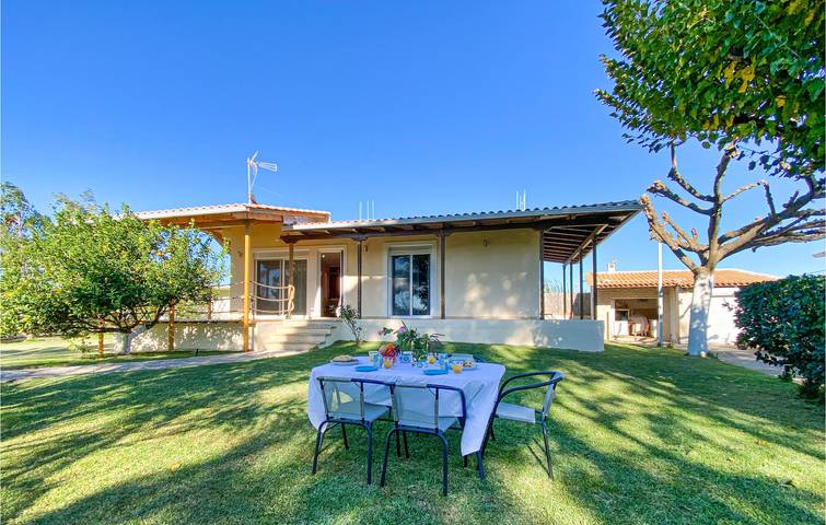 Ferienhaus für 7 Personen, mit Terrasse und Garten - 1