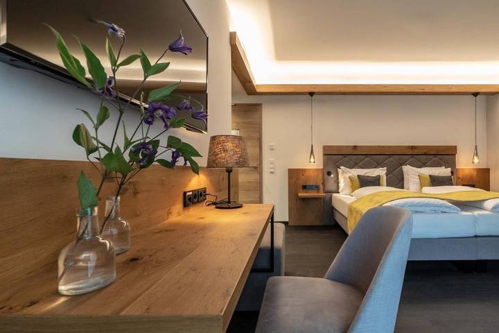 Hotel für 4 Personen, mit Balkon und Terrasse sowie Garten in Weilheim in Oberbayern - 4