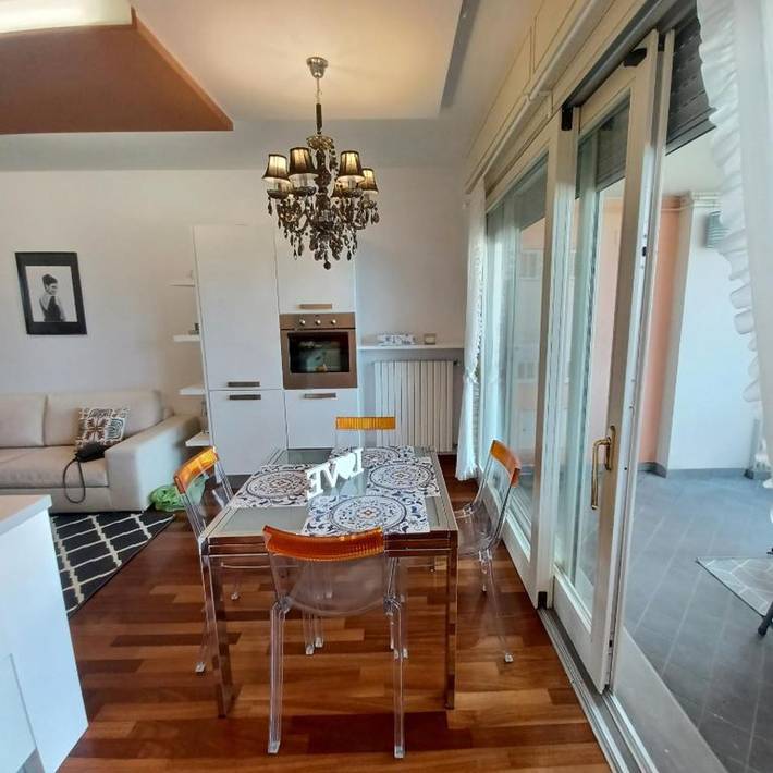 Appartamento per 4 persone, con Piscina e Vista lago a Sarnico