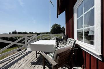 Ferienhaus für 7 Personen, mit Garten in Hjo