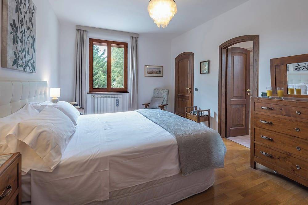 Villa Pianello 10, Emma Villas in Chianciano Terme, Chianti
