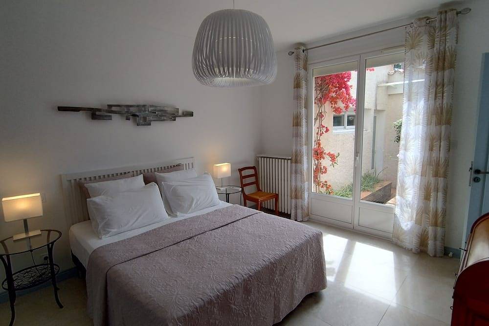 Gîte Les Oliviers situé au calme au milieu des pins et proche des plages in Béziers, Côte d'Améthyste