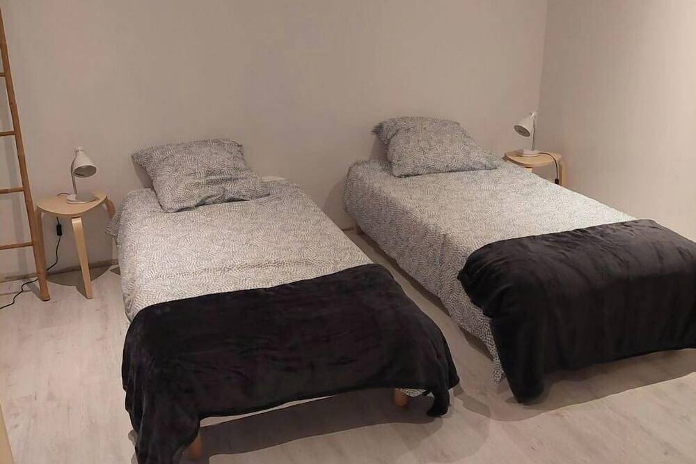 Gite d'exception 10 lits & jacuzzi in Châlons-en-Champagne, Marne
