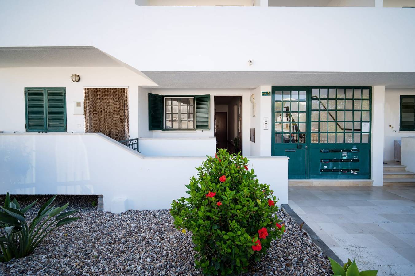 Apartamento inteiro, Apartamento de férias para 2 pessoas com varanda/terraço in Praia da Areia Branca, Lourinhã