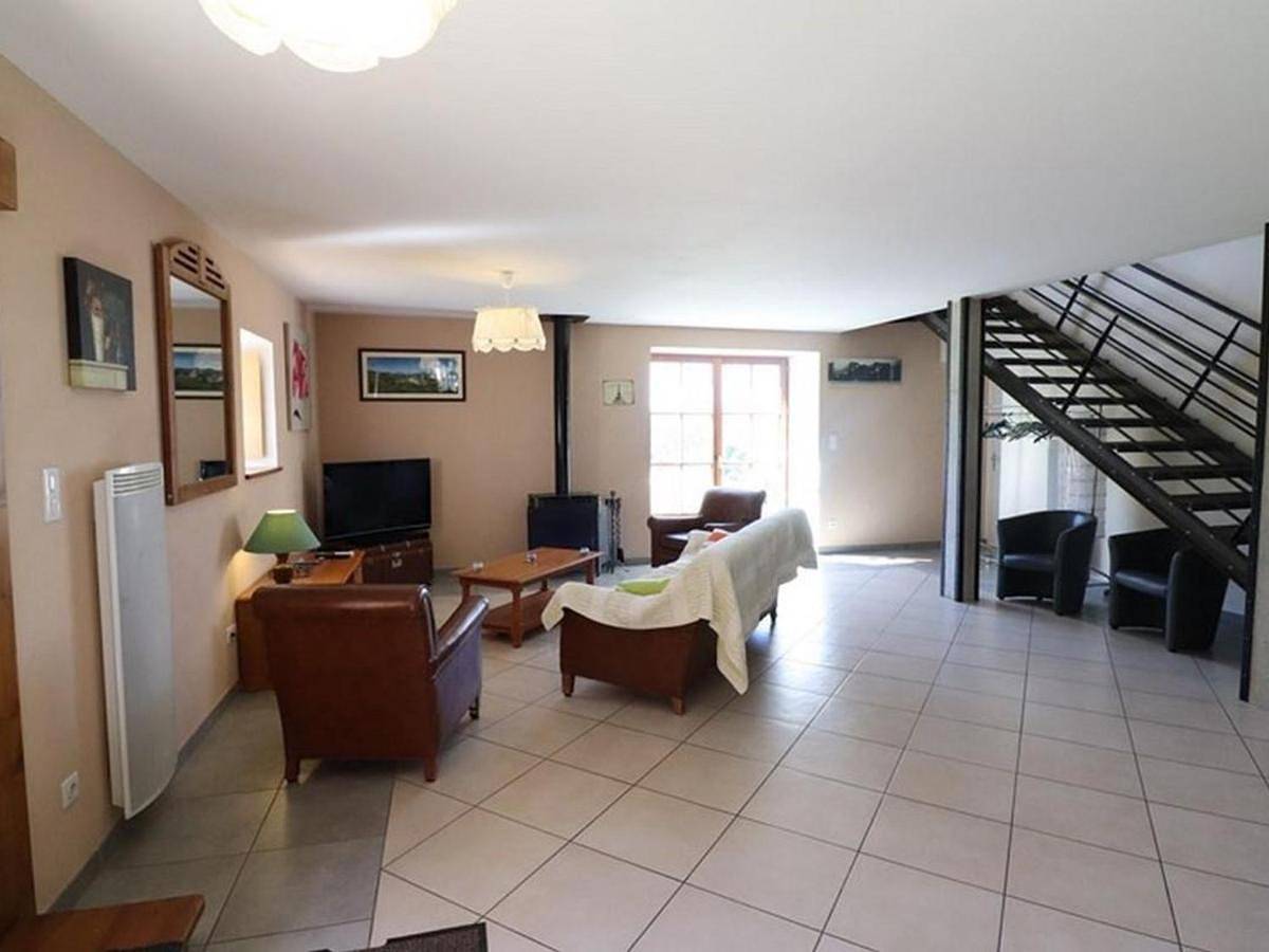 Maison de Charme Rénovée, 4 Ch, Jardin Clos, Proche Activités et Nature, Animaux Acceptés - Fr-1-742-99 in Anglards-de-Saint-Flour, Région de Saint-Flour