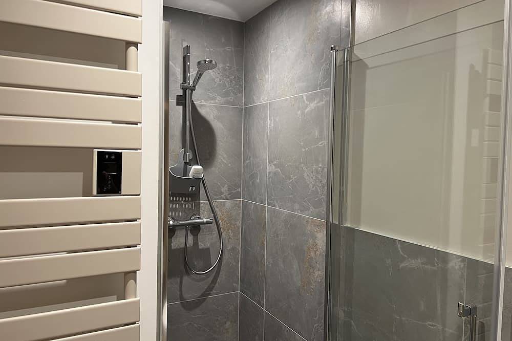 Apartamento entero, Appartement Avec Sauna et Wifi, au Coeur du Village, Avec vue sur la Montagne in Le Bourg-d'Oisans, Parque Nacional de los Ecrins