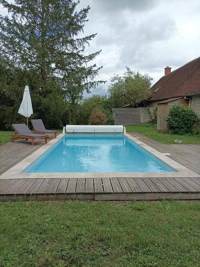 Location de vacances pour 7 personnes, avec jardin et piscine à Couffy - 3