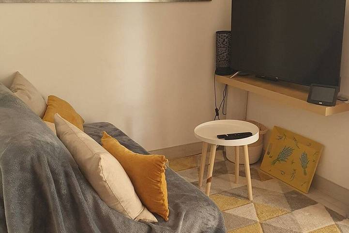 Location de vacances pour 4 personnes, avec jardin ainsi que terrasse et piscine à Le Castellet - 4