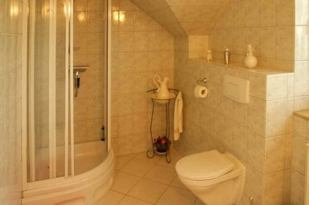 Entire apartment, Large vacation apartment in Strasen - Holiday apartments directly on the Havel waterfront in Strasen, Wesenberg